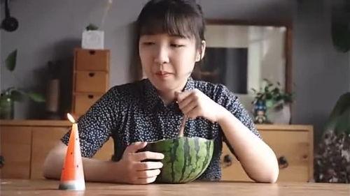 小伙终于见到吃瓜,终于一睹吃瓜盛况